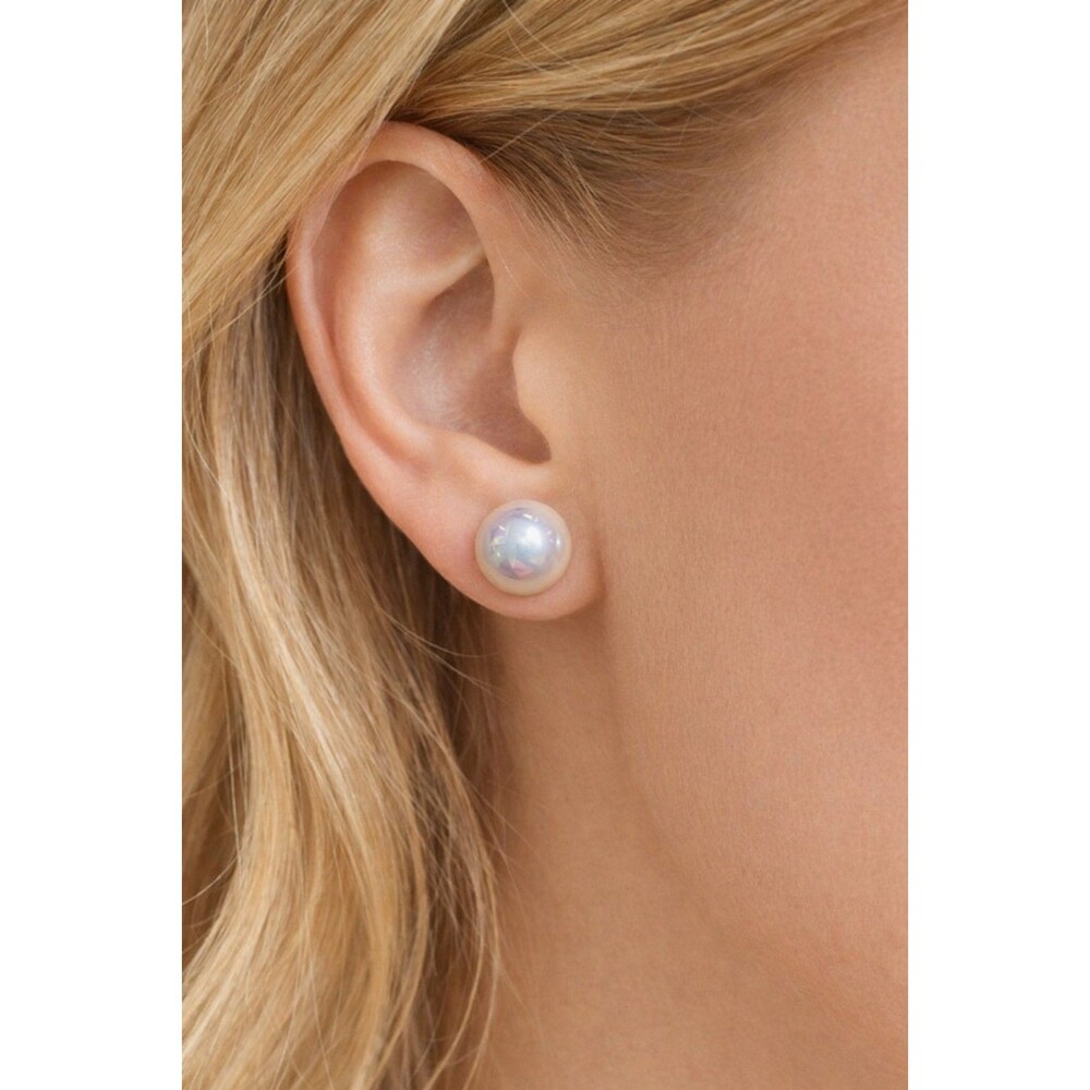 Iridescent Pearl Stud Earrings White Round Pearl Look Classic Minimalist Elegant